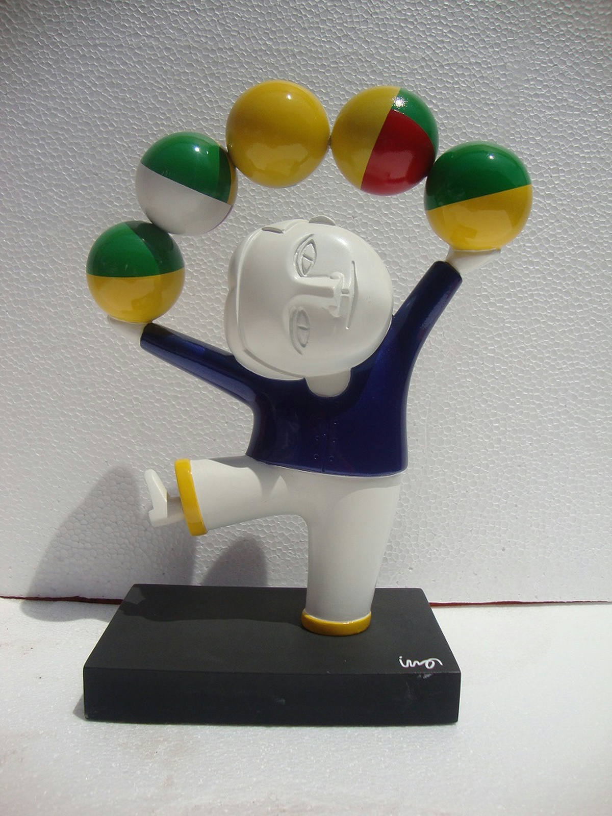 Equilibrista em azul