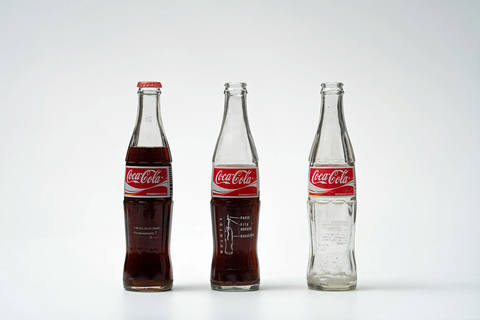 Inserções em Circuitos Ideológicos: Projeto Coca - Cola