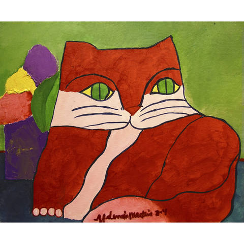 Gato vermelho e vaso roxo com flores