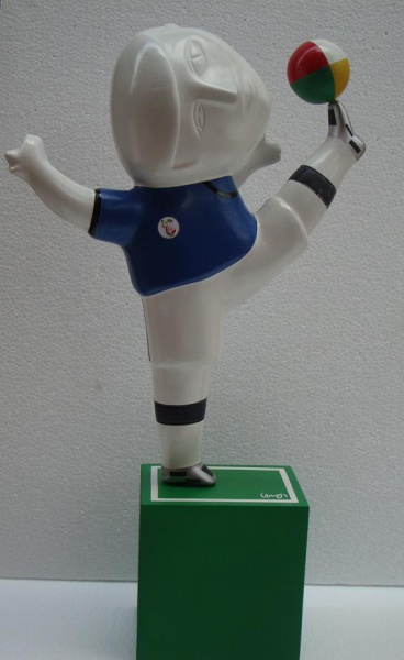 Inos Corradin - Jogador de Camisa Azul