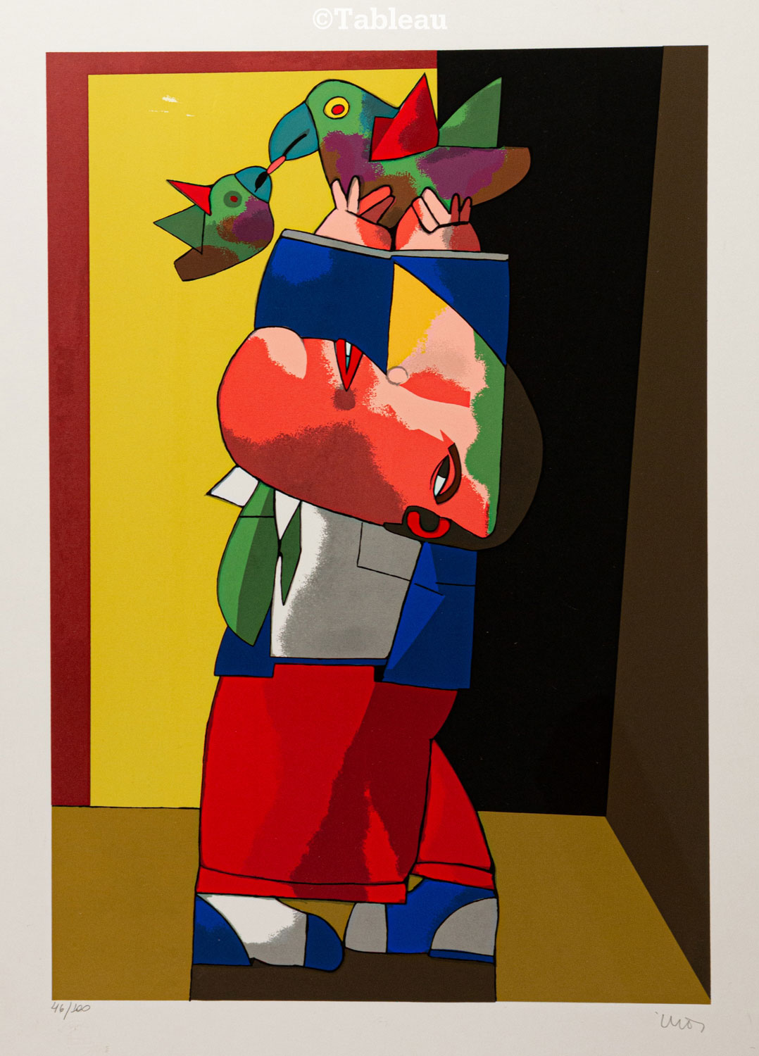 Figura com pássaros