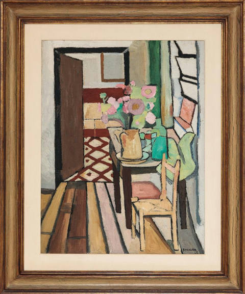 Interior com vaso de flores