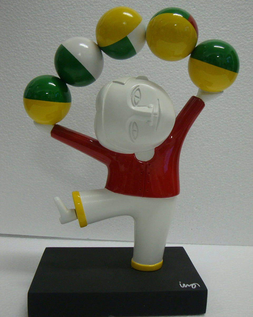 Inos Corradin - Equilibrista vermelho