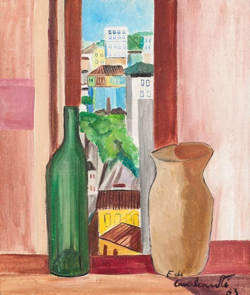 Garrafas e Paisagem ao Fundo