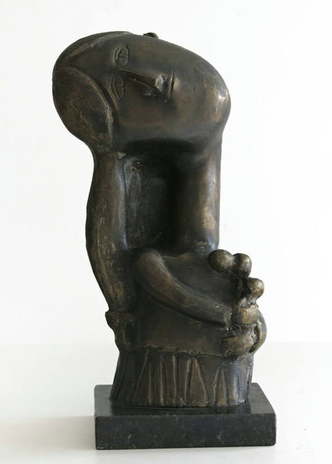 Menina de lado