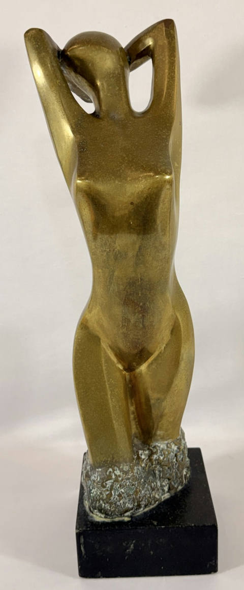 Figura feminina