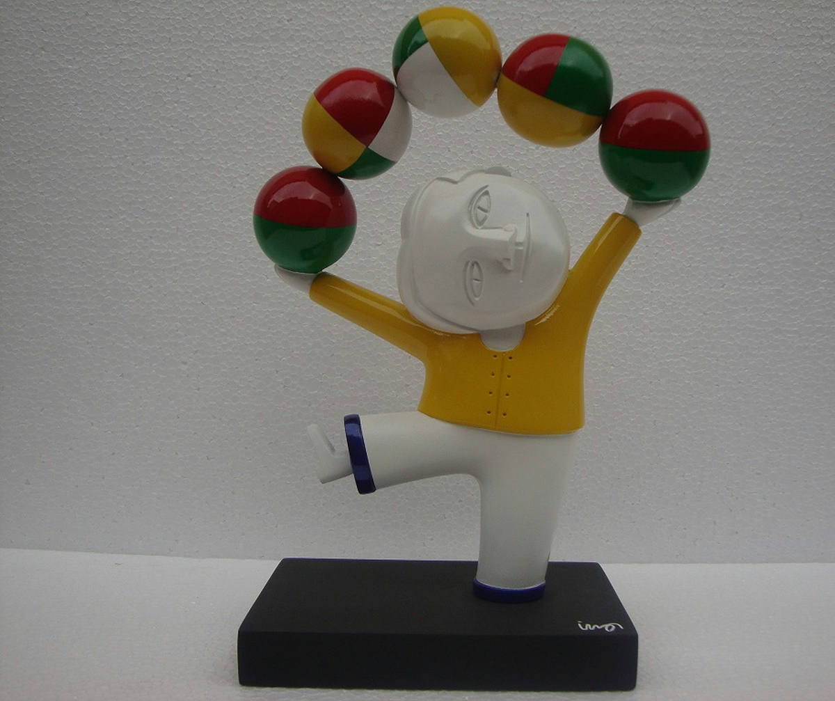 Equilibrista amarelo