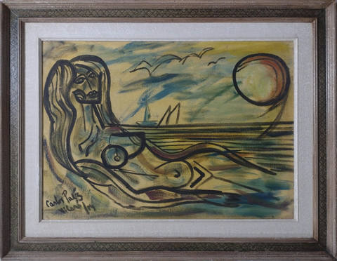 Figura com marinha ao fundo