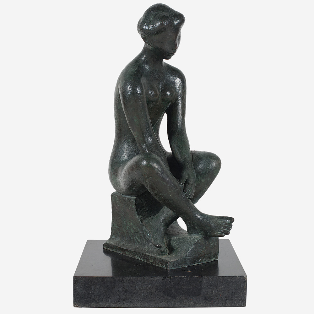 Moça Sentada
