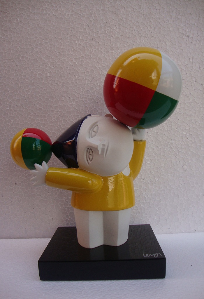 Menino com Chapeuzinho e Bolas (Equilibrista)