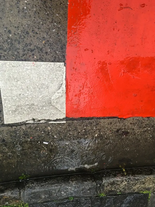 Chuva na Calçada IV