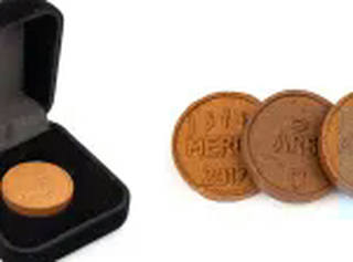 Cildo Meireles - Shit Coin